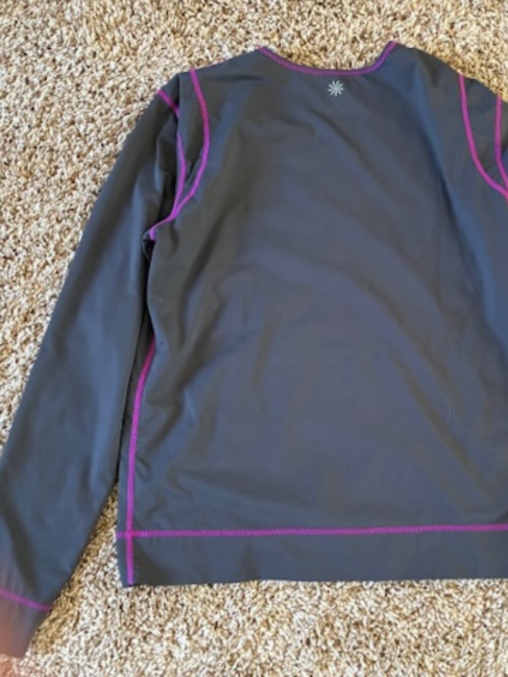 Athleta casual active wear long sleeved shirt.